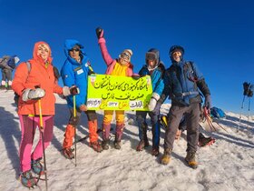 صعود بازنشستگان فارس به قله آرارات ترکیه